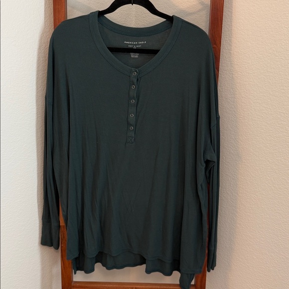 American Eagle Outfitters Tops - American Eagle Outfitters Soft & Sexy Rib Henley Long Sleeve in Forest Green LG